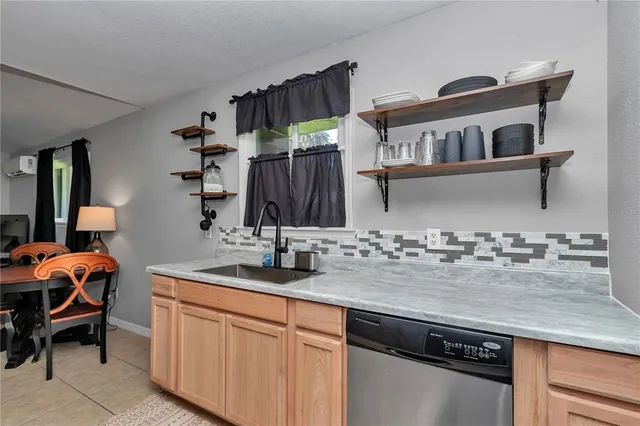 $15,000 | 18585 Northwest 43rd Court Road, Citra, FL 32113