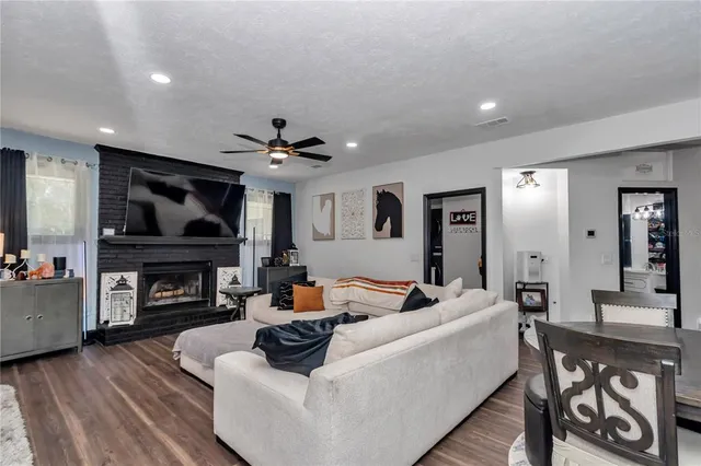 $15,000 | 18585 Northwest 43rd Court Road, Citra, FL 32113