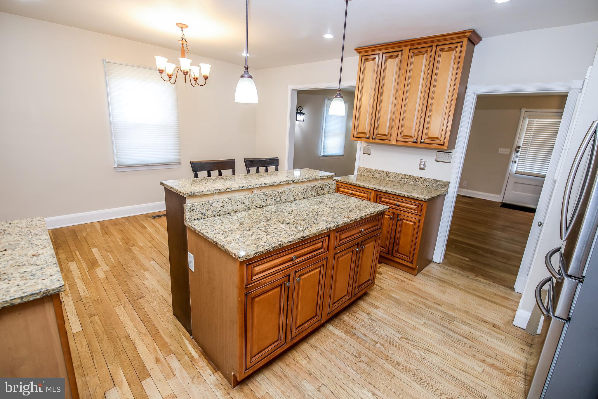 331 Westshire Road Baltimore, MD 21229 - Photo 6 of 42 Kitchen