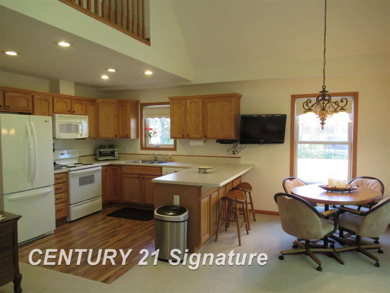 15629 Frost Road Hemlock, MI 48626 - Photo 8 of 21