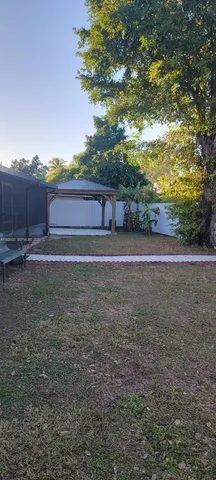 $750,000 | 5861 Northwest 201st Lane, Hialeah, FL 33015