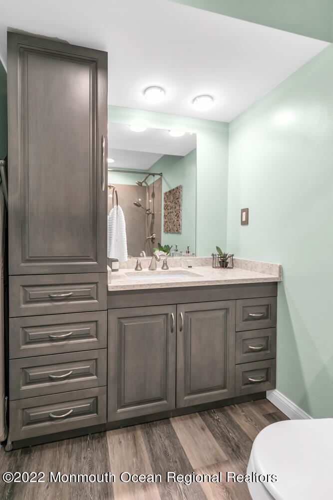 140 Cherry Tree Farm Road Middletown, NJ 07748 - Photo 21 of 40 Full bath