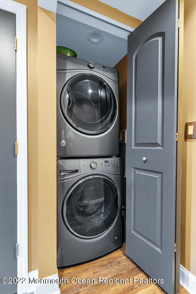 140 Cherry Tree Farm Road Middletown, NJ 07748 - Photo 29 of 40 Washer/Dryer