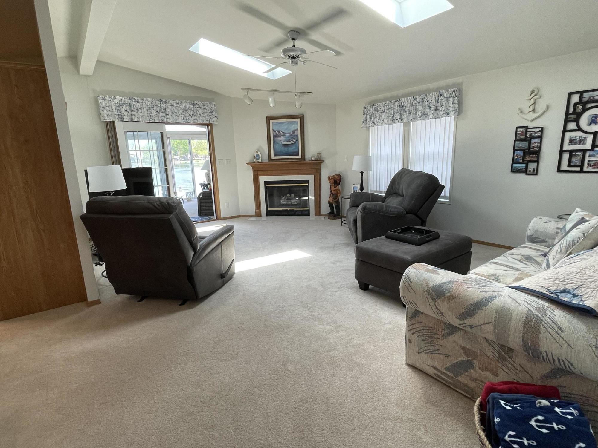 246 North Orchard Island Road, Unit 18 Russells Point, OH 43348 - Photo 10 of 42