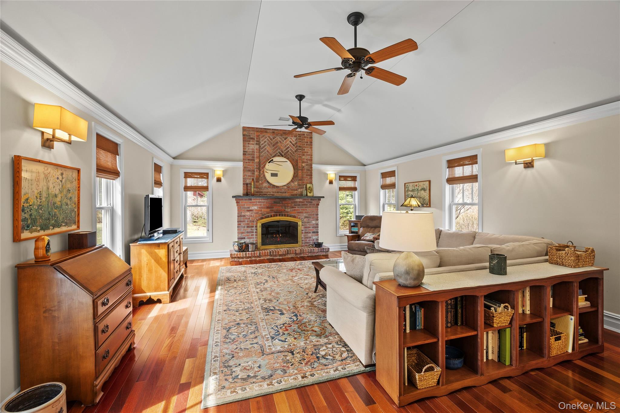 150 Quaker Path Setauket, NY 11733 - Photo 16 of 40