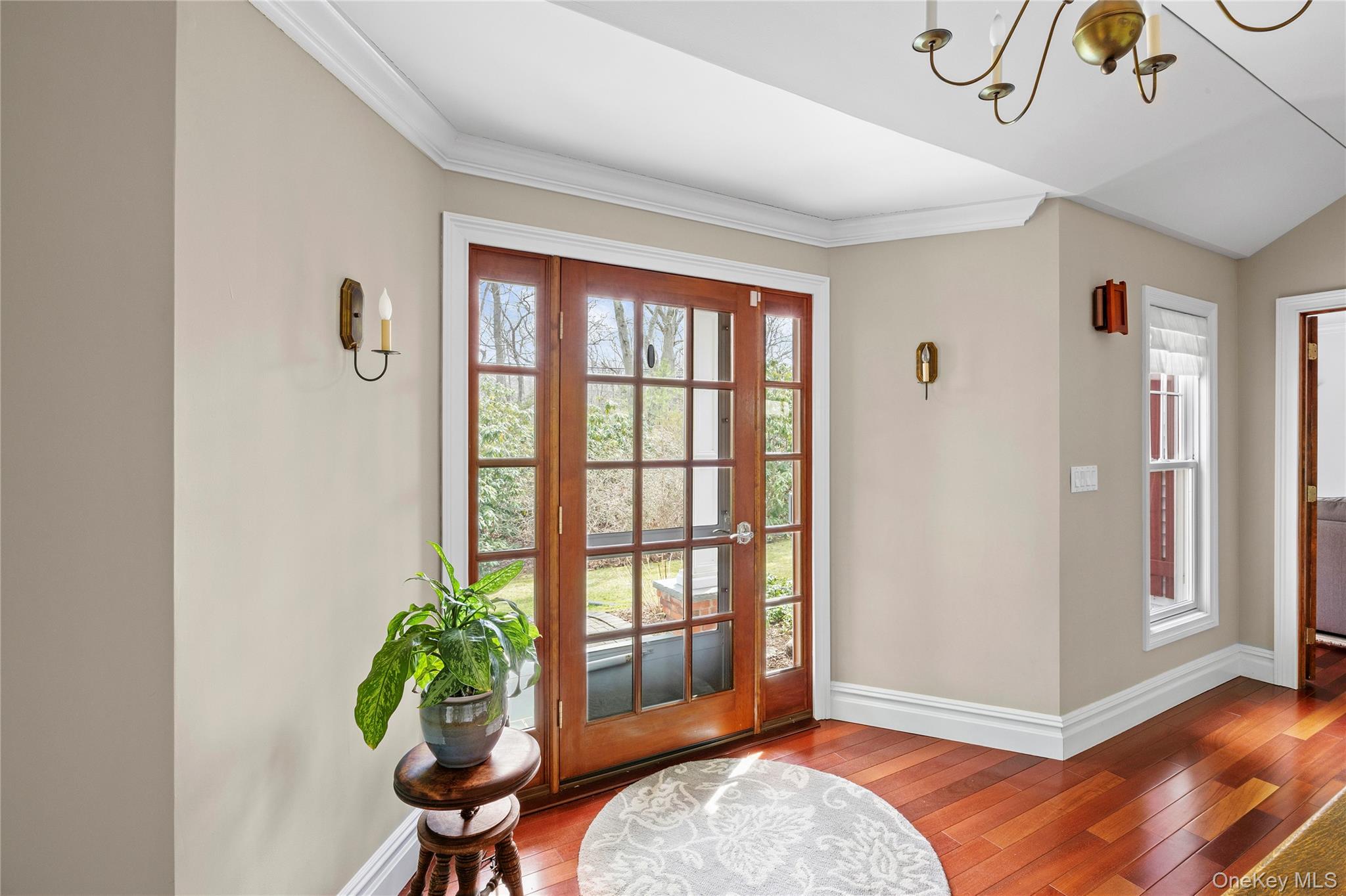 150 Quaker Path Setauket, NY 11733 - Photo 8 of 40