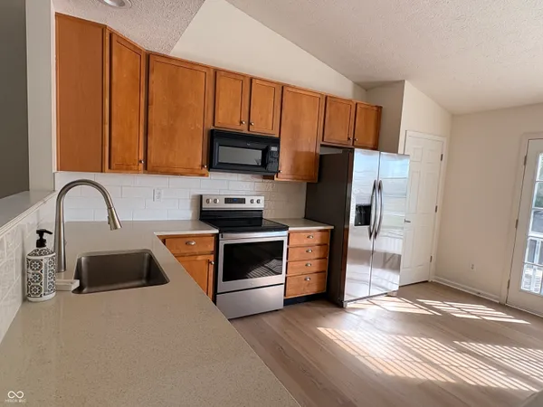 $2,500 | 12259 Slate Drive, Fishers, IN 46037