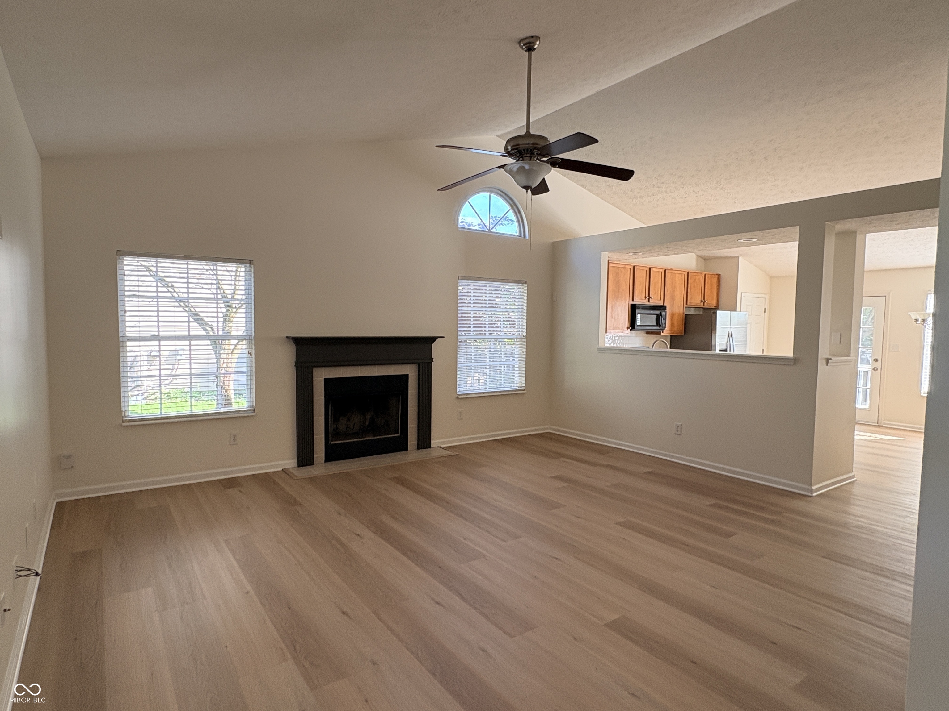 12259 Slate Drive Fishers, IN 46037 - Photo 3 of 18