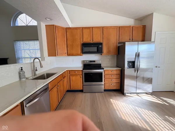 $2,500 | 12259 Slate Drive, Fishers, IN 46037