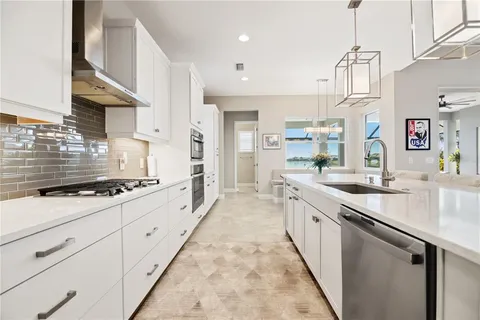 $1,849,000 | 8083 Waterbend Trail, Sarasota, FL 34240