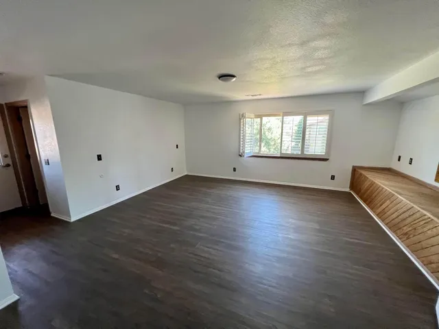 $3,995 | 39812 Golfers Drive, Palmdale, CA 93551