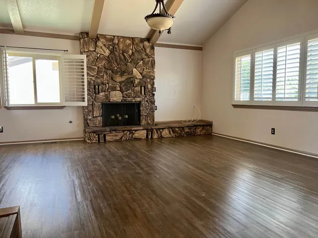 $3,995 | 39812 Golfers Drive, Palmdale, CA 93551