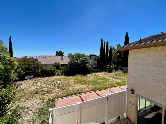 $3,995 | 39812 Golfers Drive, Palmdale, CA 93551