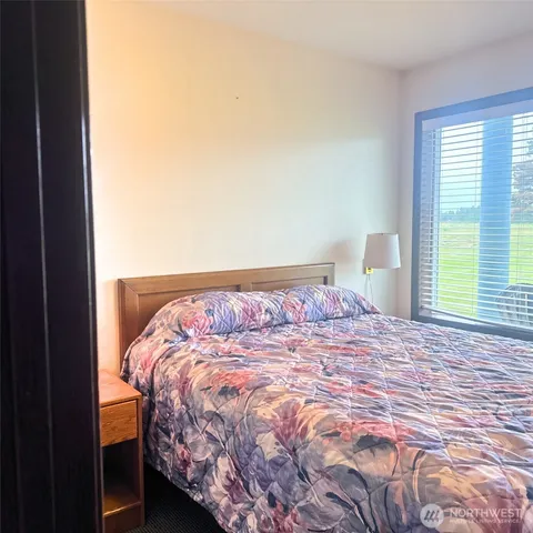 $149,000 | 210 26th Street Northwest, Unit 106, Long Beach, WA 98631