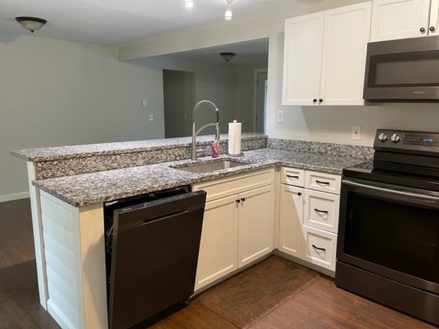 1149 West Road Belgrade, ME 04917 - Photo 12 of 41 Goodman-kitchen1