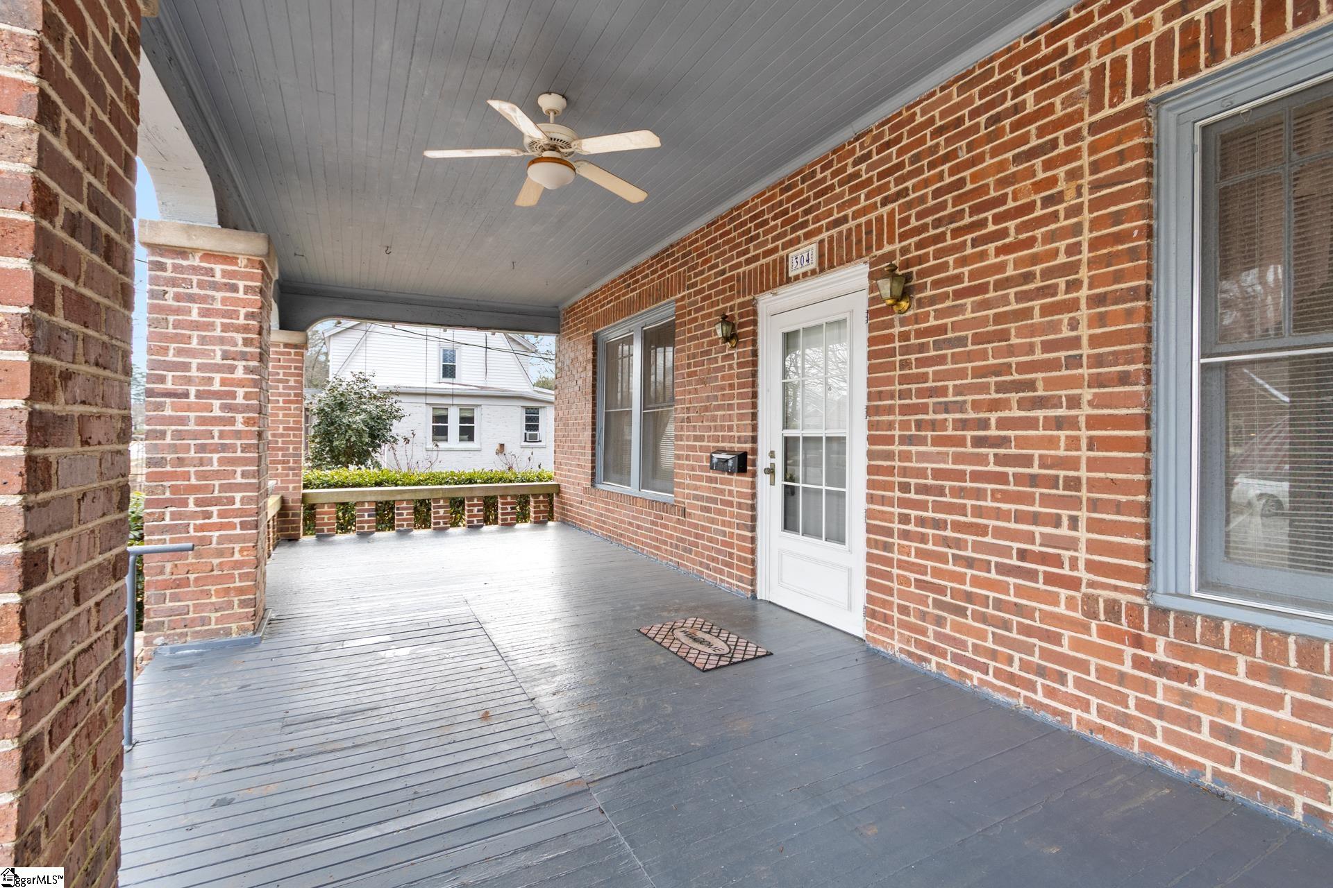 304 Cedar Street Clinton, SC 29325 - Photo 16 of 44