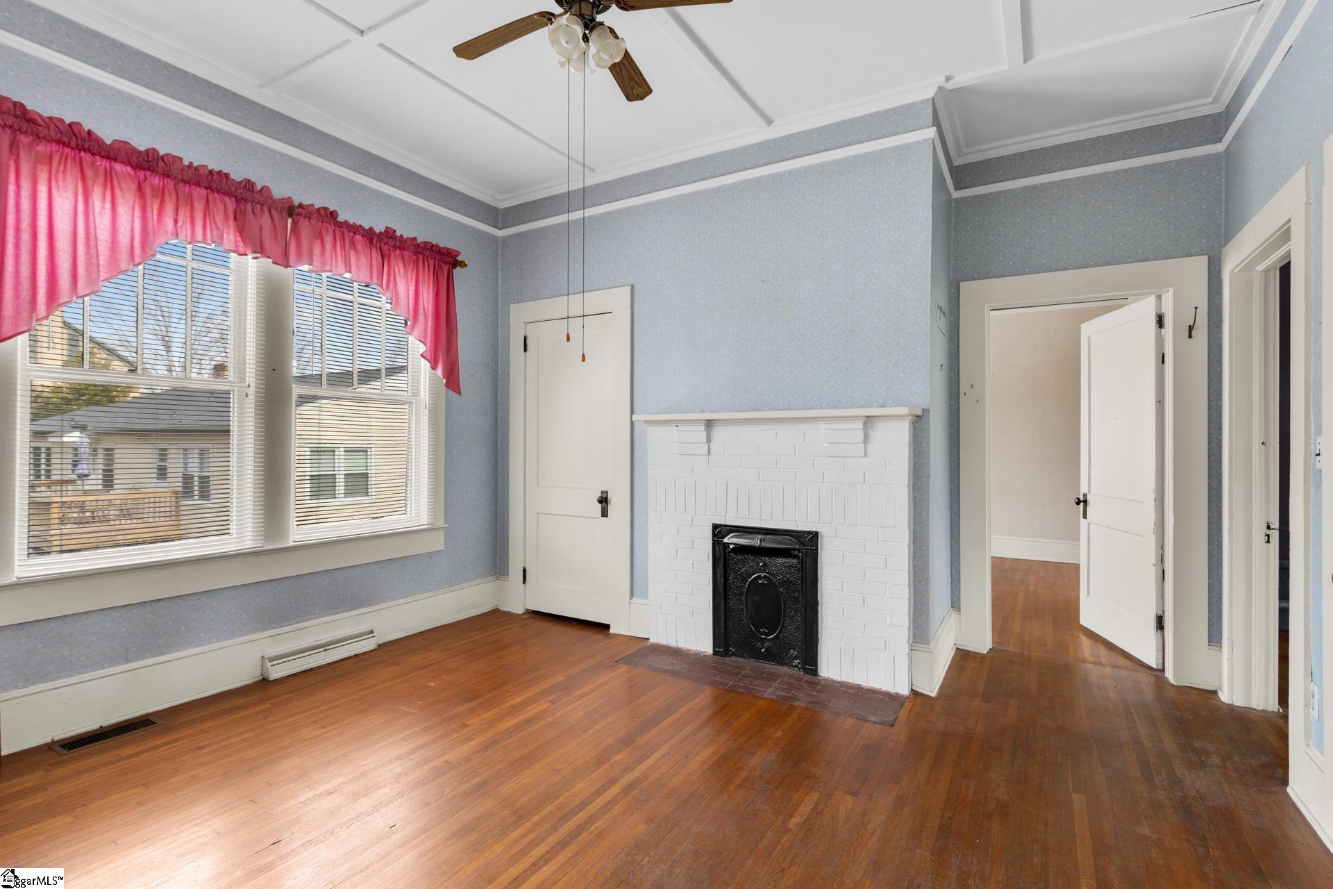 304 Cedar Street Clinton, SC 29325 - Photo 23 of 44