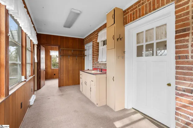 $275,000 | 304 Cedar Street, Clinton, SC 29325