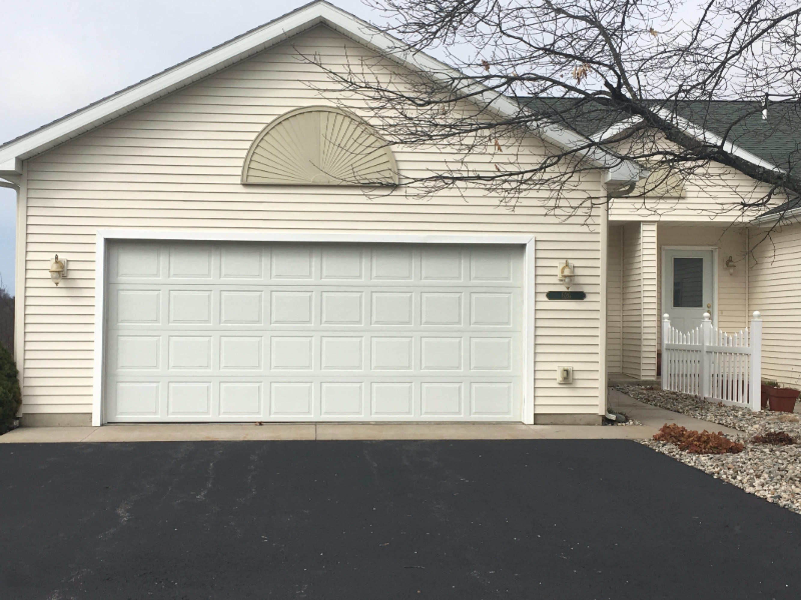 626 Ravine Drive Manistee, MI 49660 - Photo 1 of 29 Front of Home
