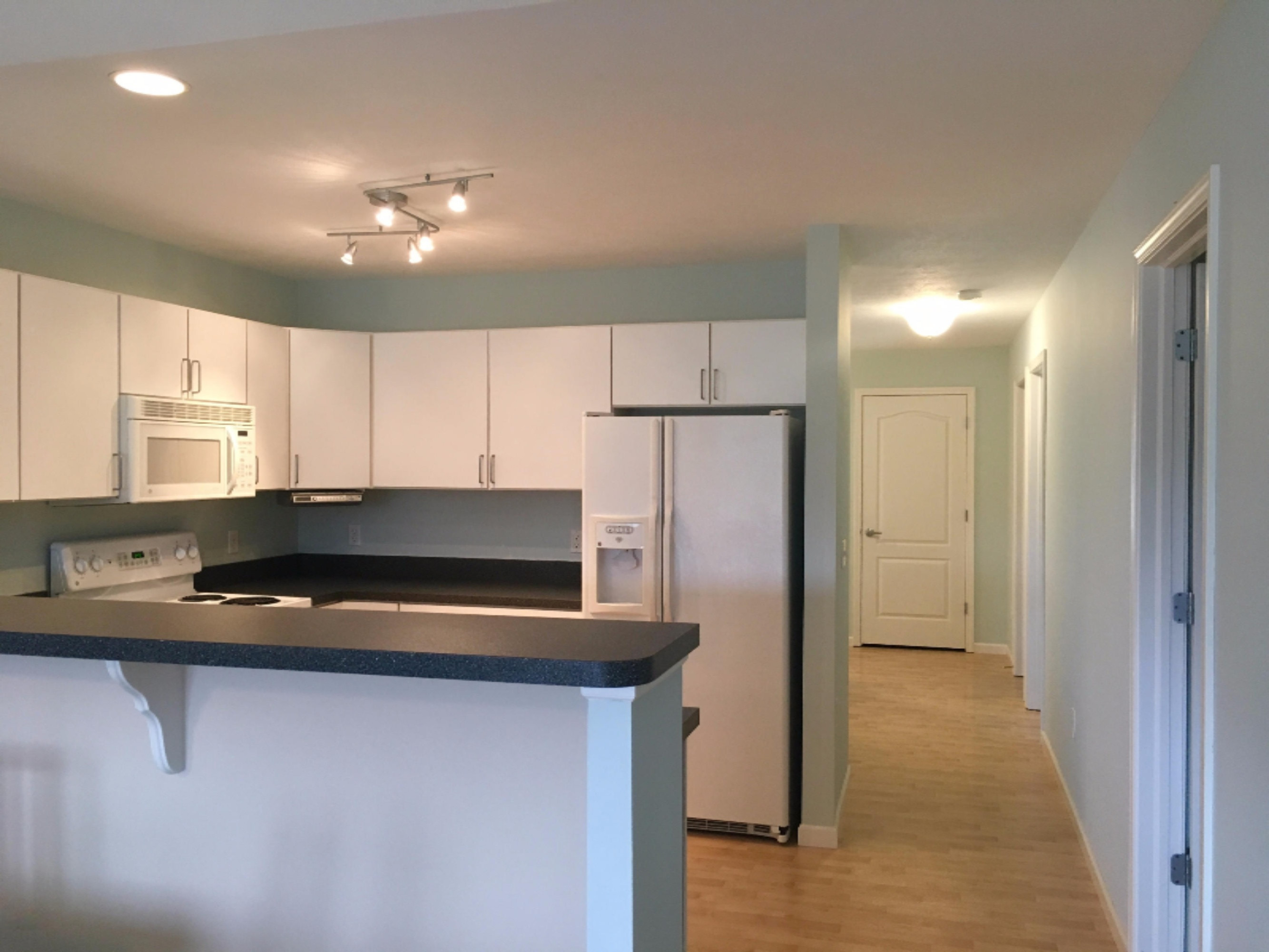 626 Ravine Drive Manistee, MI 49660 - Photo 9 of 29 Kitchen from Dining Area