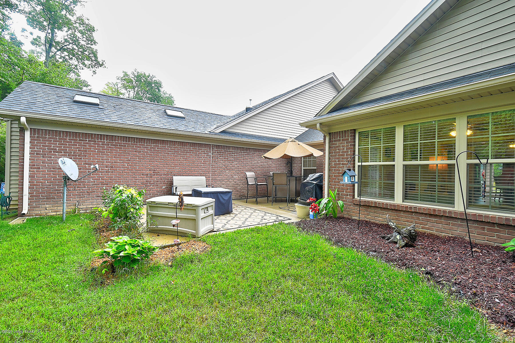 6709 Renate Road Louisville, KY 40291 - Photo 20 of 21 Private Backyard