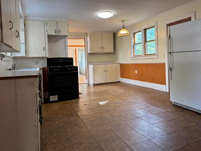 $295,000 | 56 Maple Street, Morristown, VT 05661