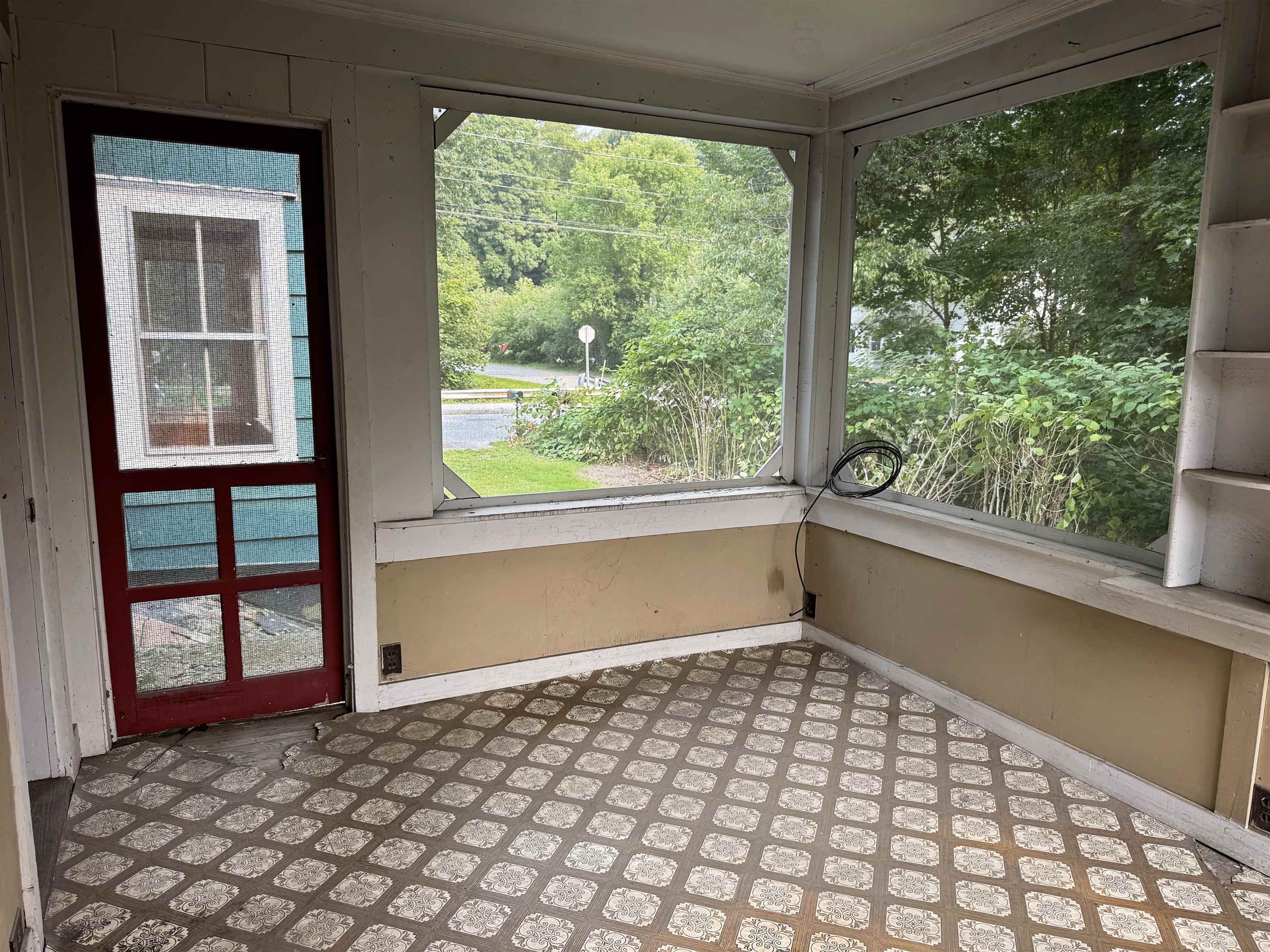 56 Maple Street Morristown, VT 05661 - Photo 20 of 48