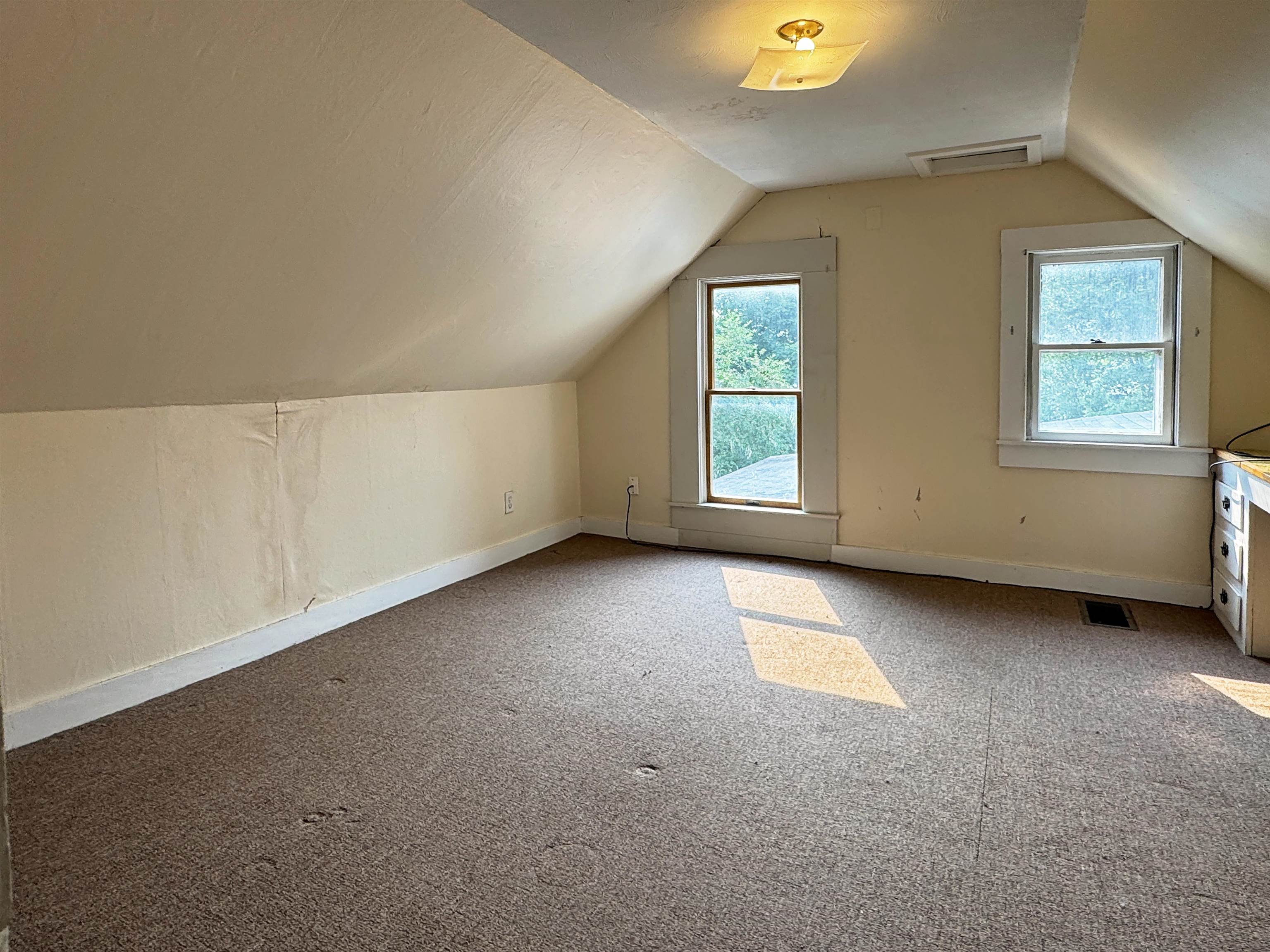 56 Maple Street Morristown, VT 05661 - Photo 26 of 48