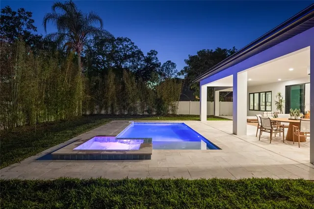 $1,825,000 | 1830 Park Lake Street, Orlando, FL 32803