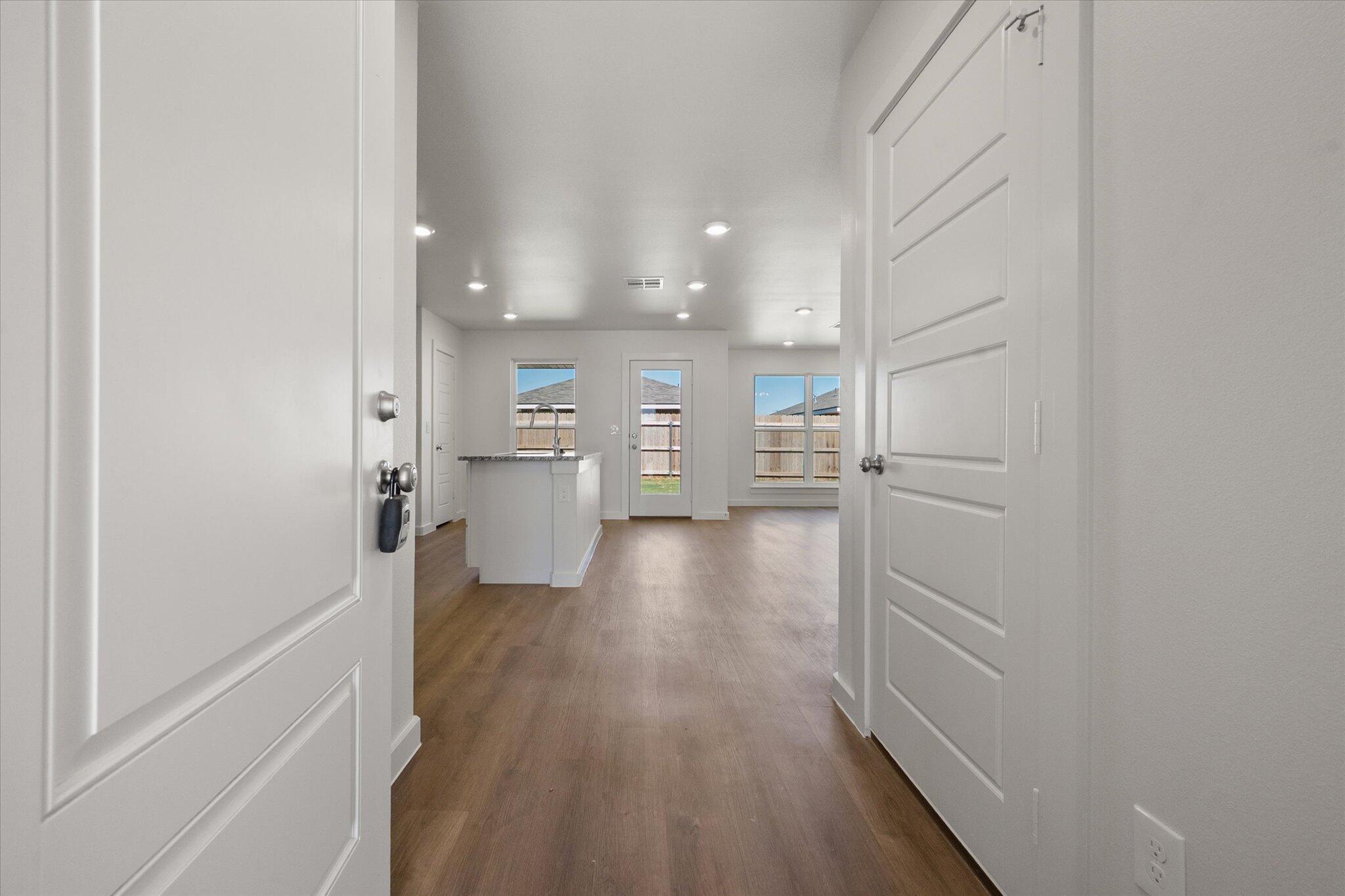 8308 24th Street Lubbock, TX 79407 - Photo 3 of 22 07-8308 24th_7196