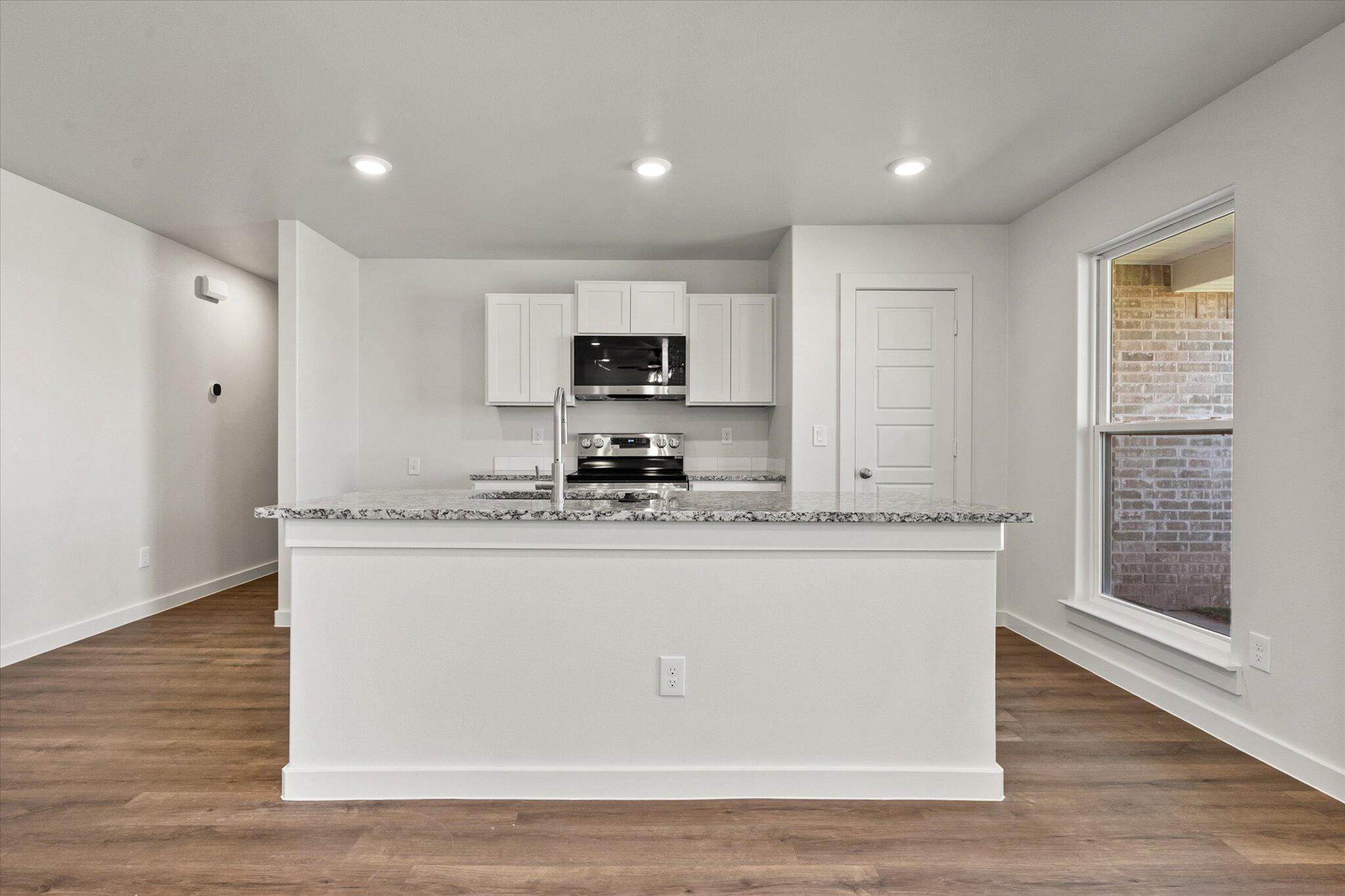 8308 24th Street Lubbock, TX 79407 - Photo 7 of 22 01-8308 24th_7206