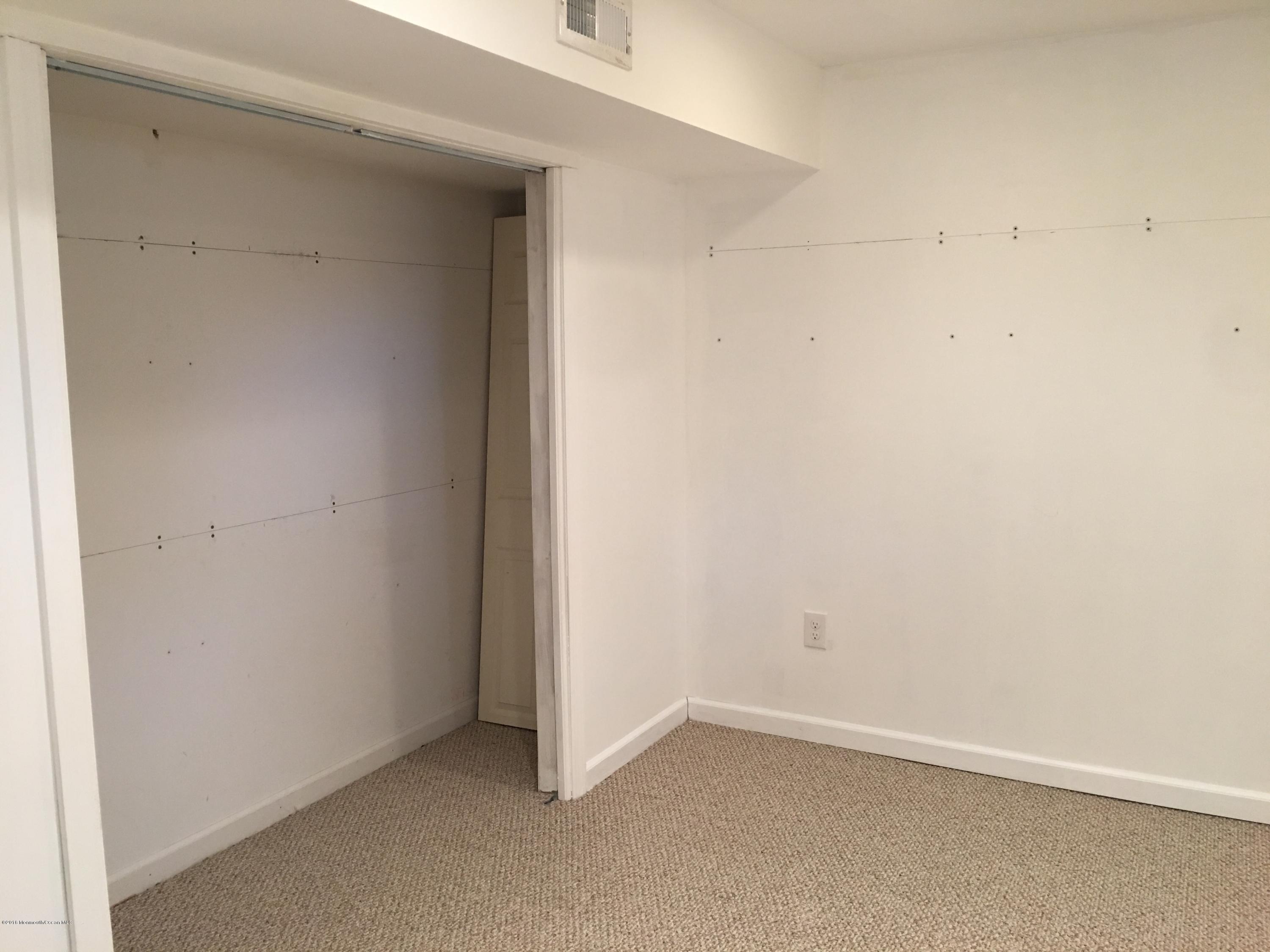 20 Coldspring Road Freehold, NJ 07728 - Photo 19 of 27