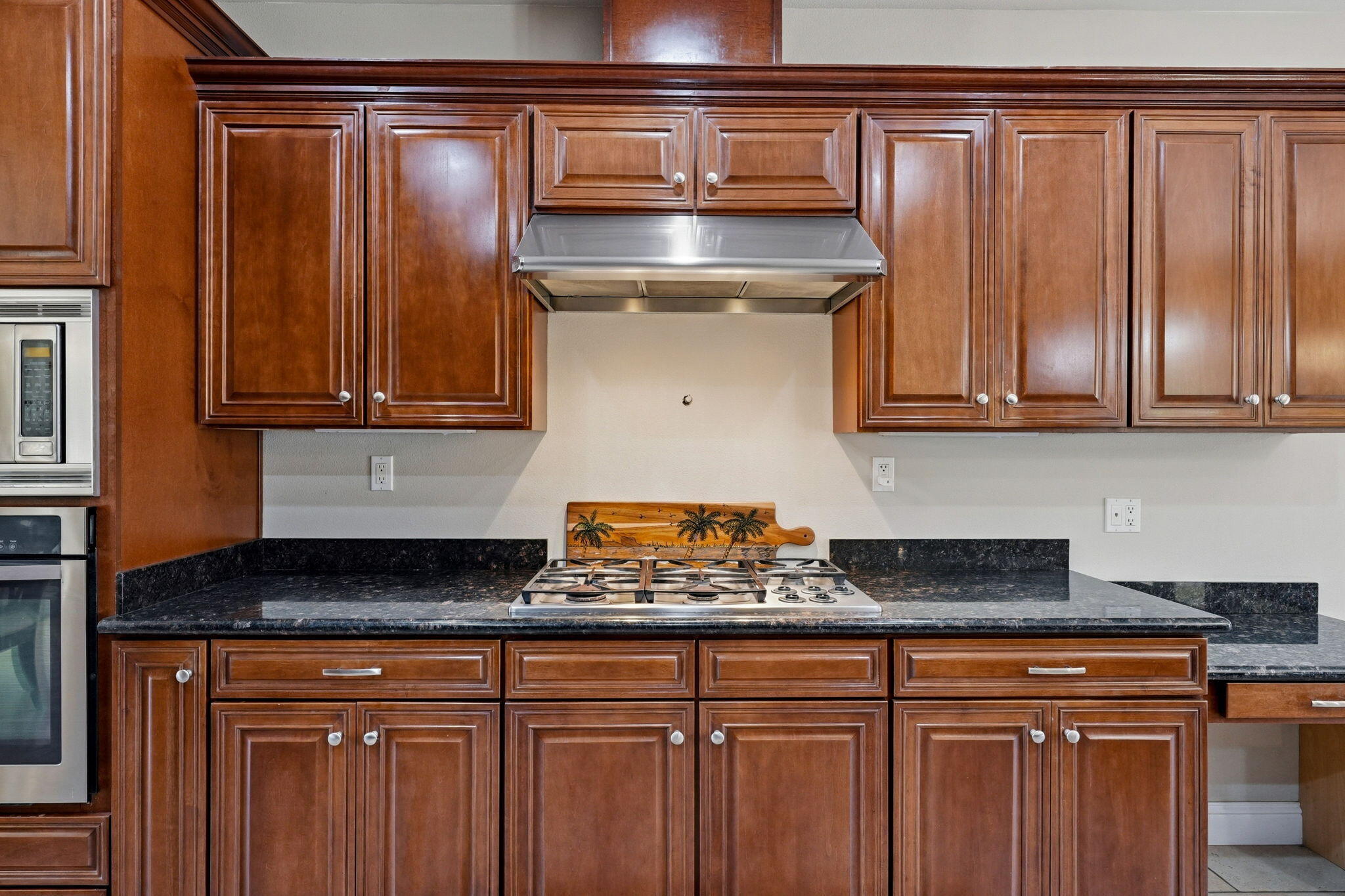 22171 Meyer Road Bella Vista, CA 96008 - Photo 8 of 25 15-web-or-mls-IMG-15-6