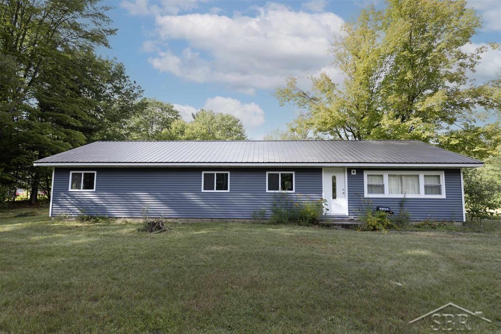 3145 East Shaffer Road Midland, MI 48642 - Photo 1 of 26