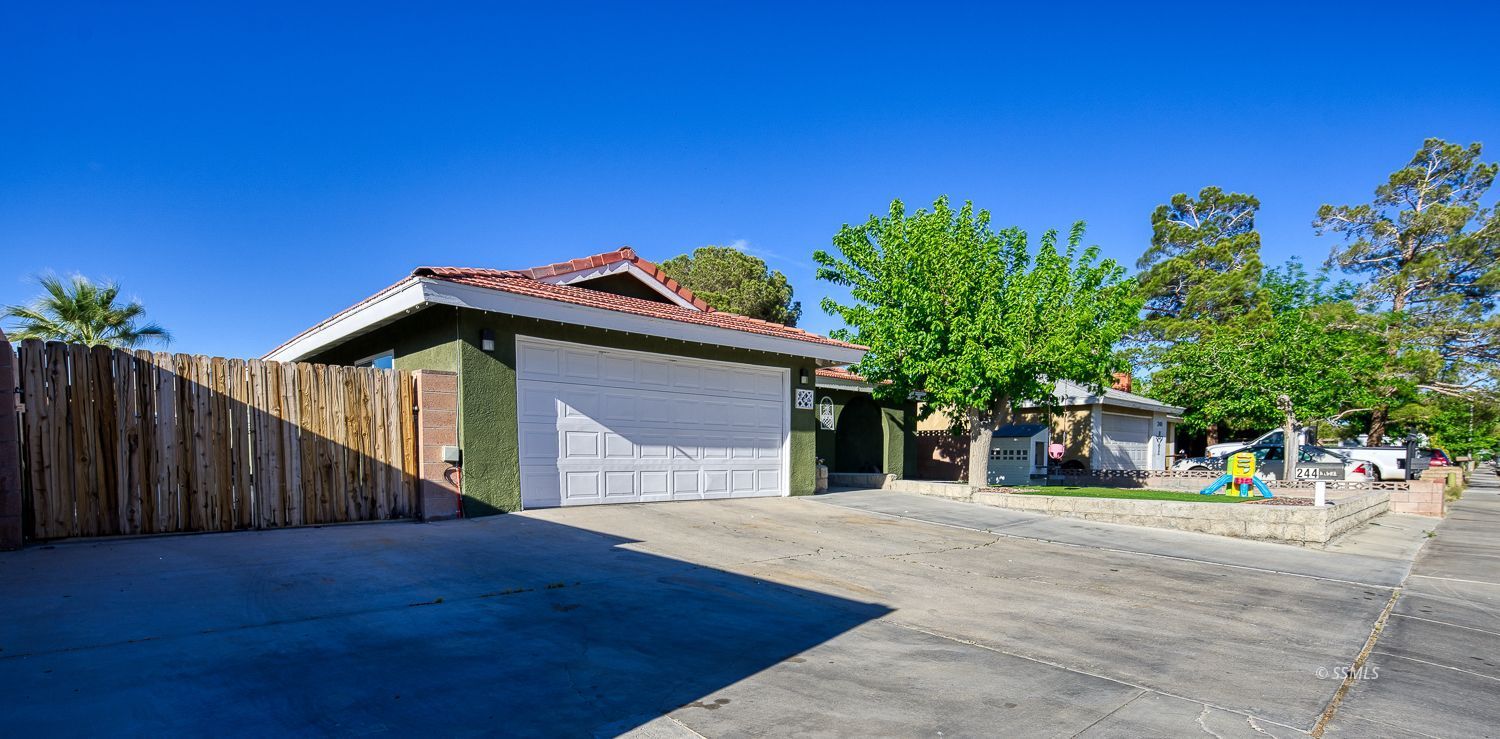 244 West Rader Avenue Ridgecrest, CA 93555 - Photo 2 of 43 Gallery Image 2