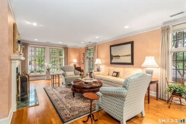 $849,900 | 164 Balbrae Drive, Unit 164, Bloomfield, CT 06002