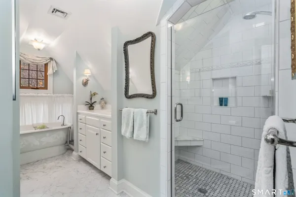 $849,900 | 164 Balbrae Drive, Unit 164, Bloomfield, CT 06002