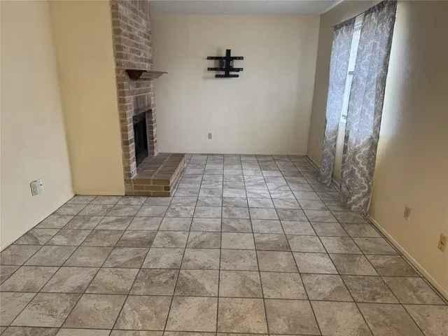 $1,400 | 12810 Hymeadow Drive, Unit A, Austin, TX 78729