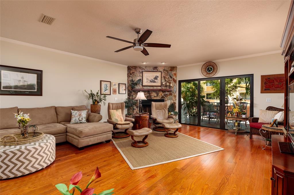 505 Sandy Hook Road, Unit 505 Treasure Island, FL 33706 - Photo 37 of 76