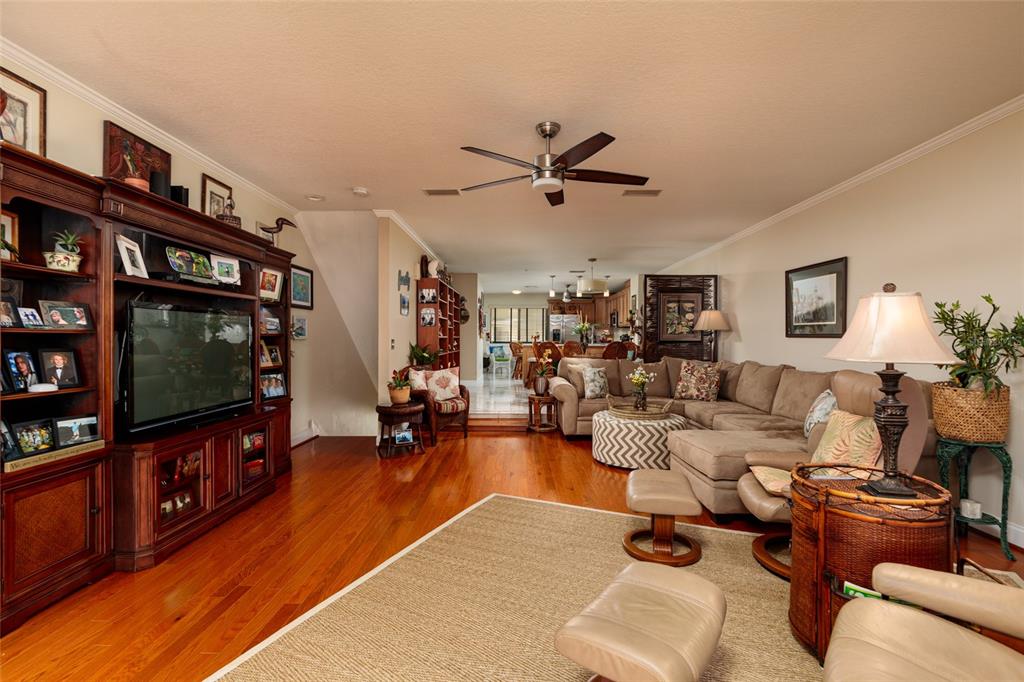 505 Sandy Hook Road, Unit 505 Treasure Island, FL 33706 - Photo 10 of 76