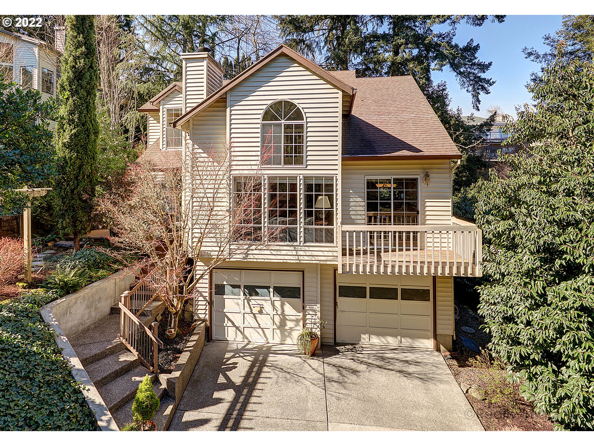 7730 Southwest Ruby Terrace Portland, OR 97219 - Photo 1 of 32 Gallery Image 1