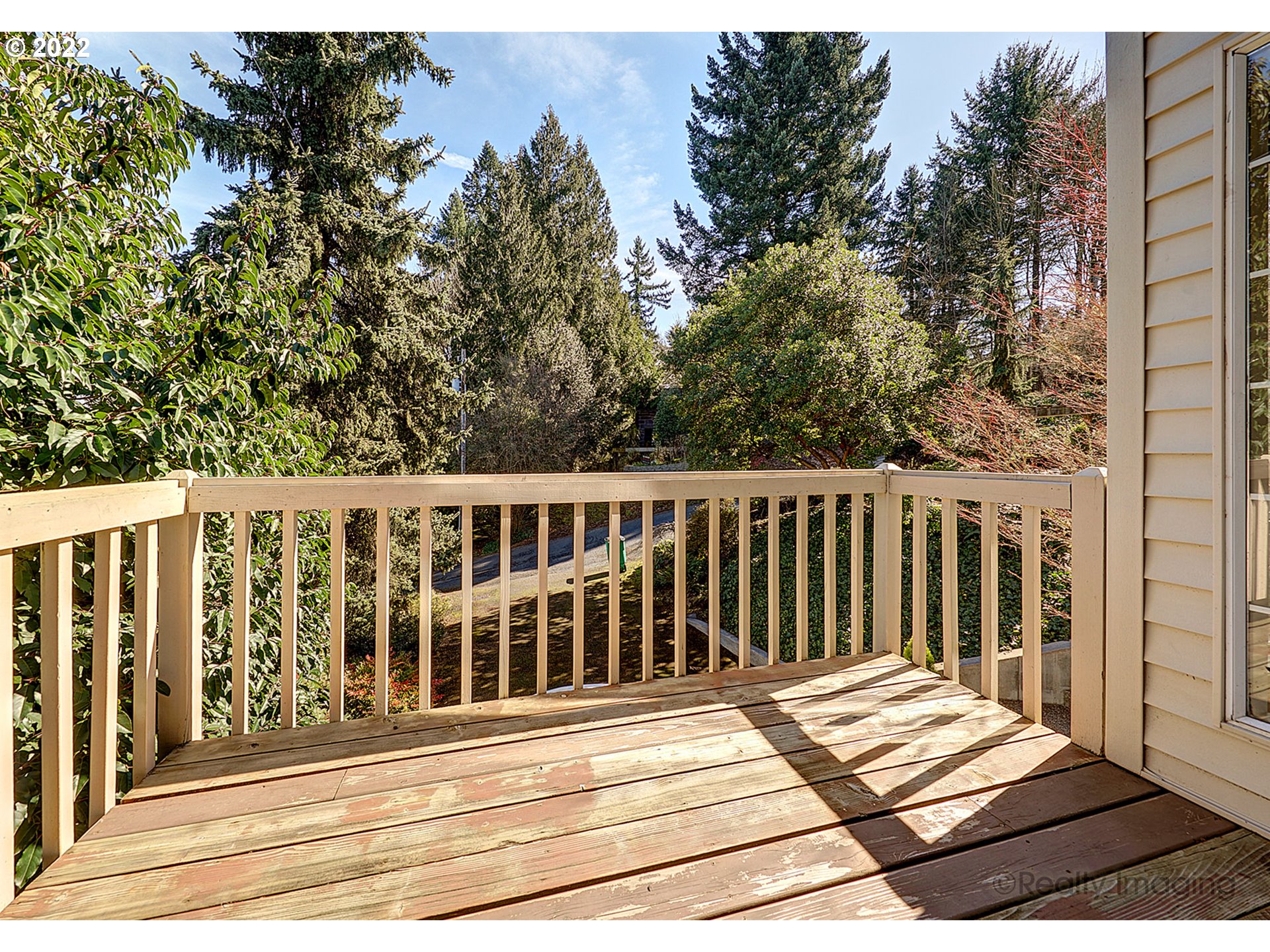 7730 Southwest Ruby Terrace Portland, OR 97219 - Photo 13 of 32 Gallery Image 13