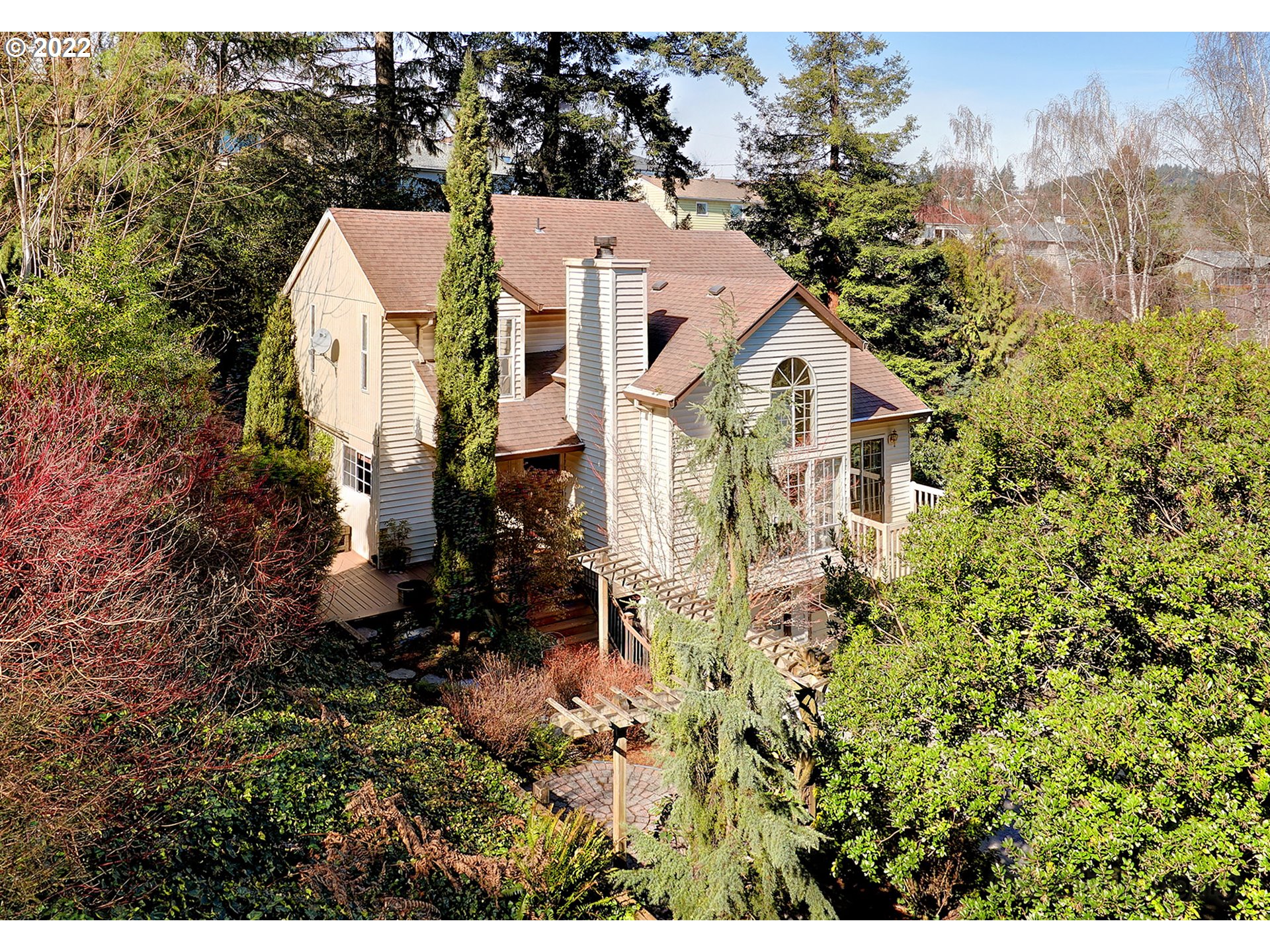 7730 Southwest Ruby Terrace Portland, OR 97219 - Photo 2 of 32 Gallery Image 2