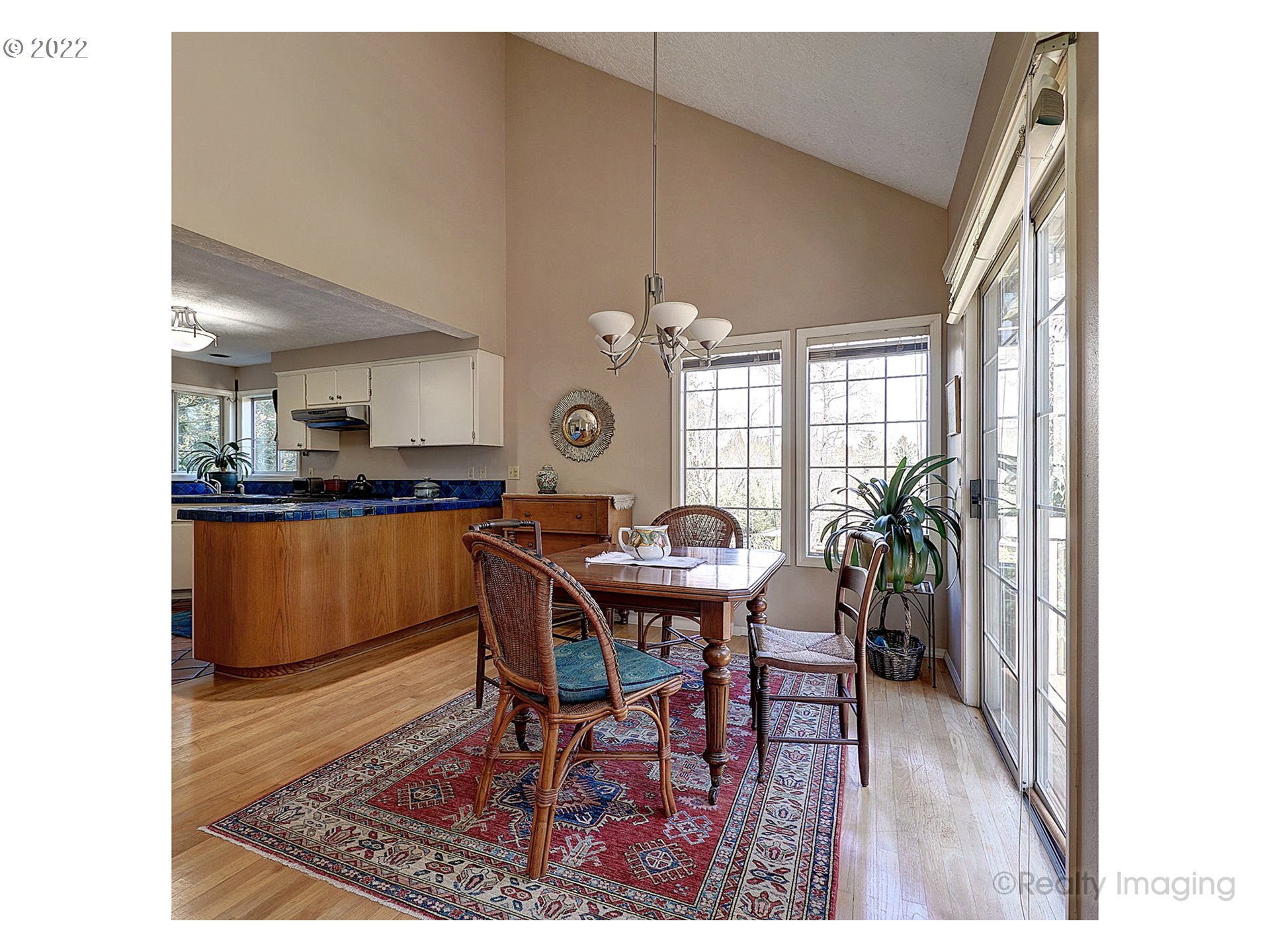 7730 Southwest Ruby Terrace Portland, OR 97219 - Photo 10 of 32 Gallery Image 10
