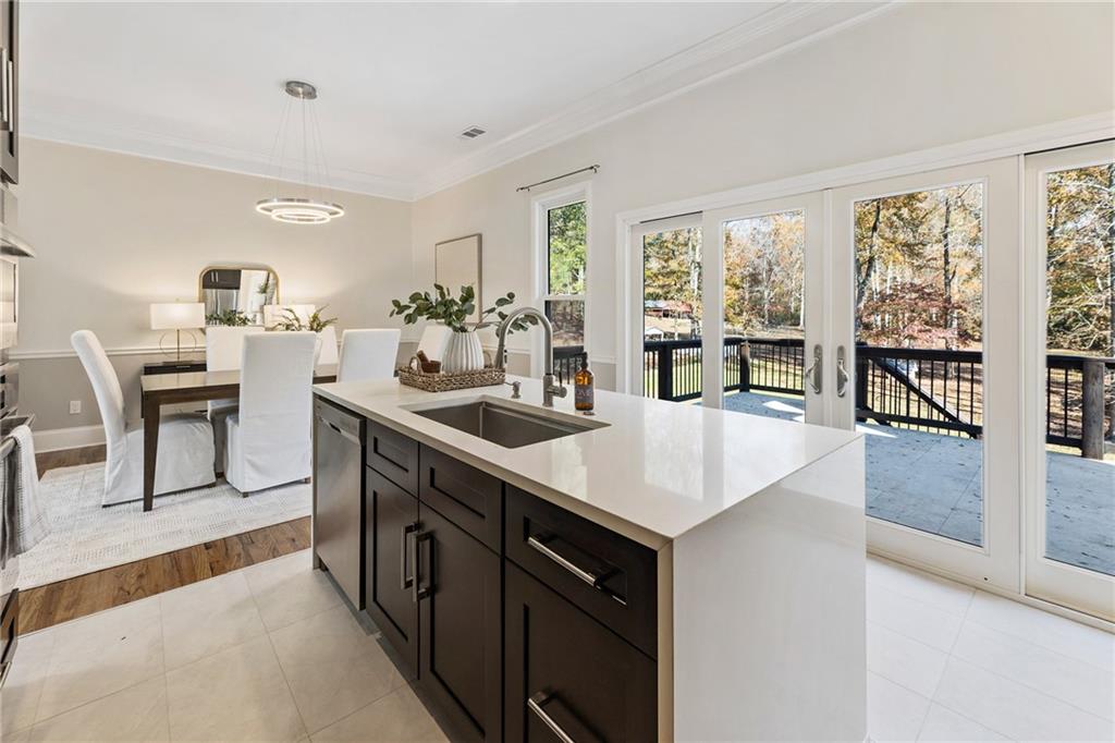 14440 Cogburn Road Alpharetta, GA 30004 - Photo 16 of 62