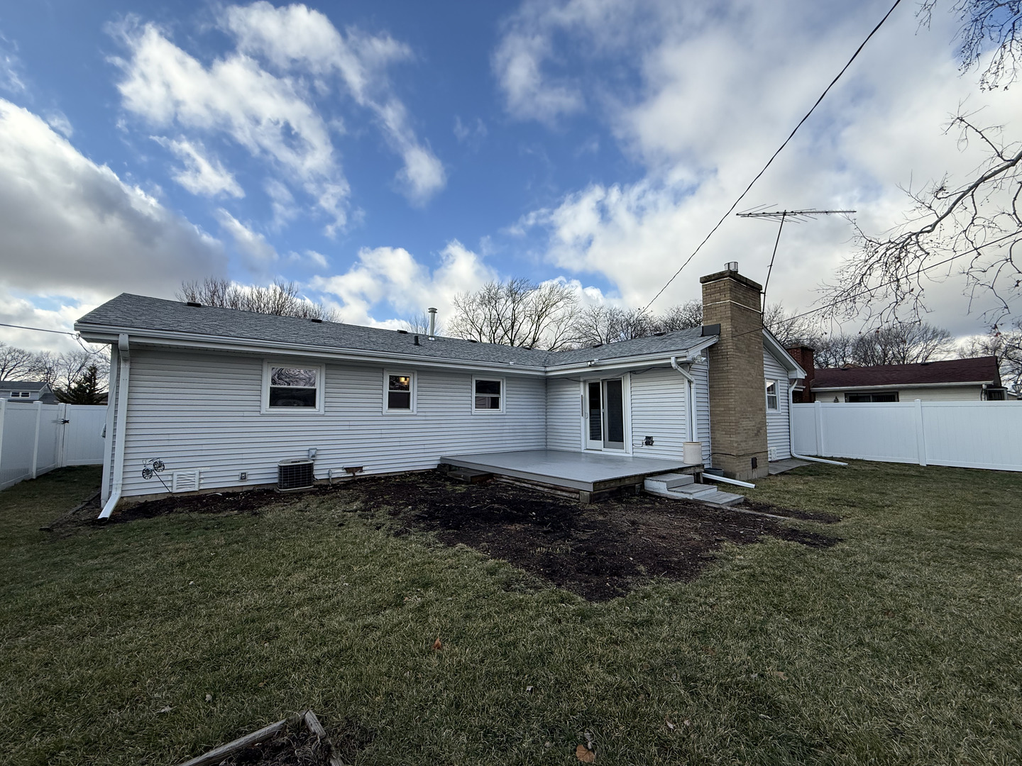 833 Sheldon Avenue Aurora, IL 60506 - Photo 7 of 10