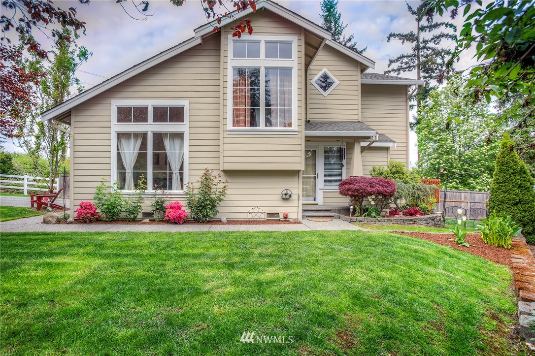 20111 Bartlett Road Bothell, WA 98012 - Photo 1 of 23