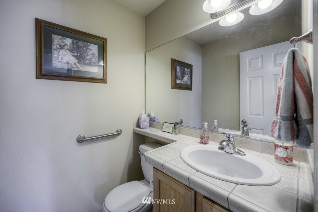 20111 Bartlett Road Bothell, WA 98012 - Photo 14 of 23