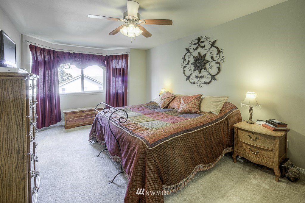 20111 Bartlett Road Bothell, WA 98012 - Photo 16 of 23