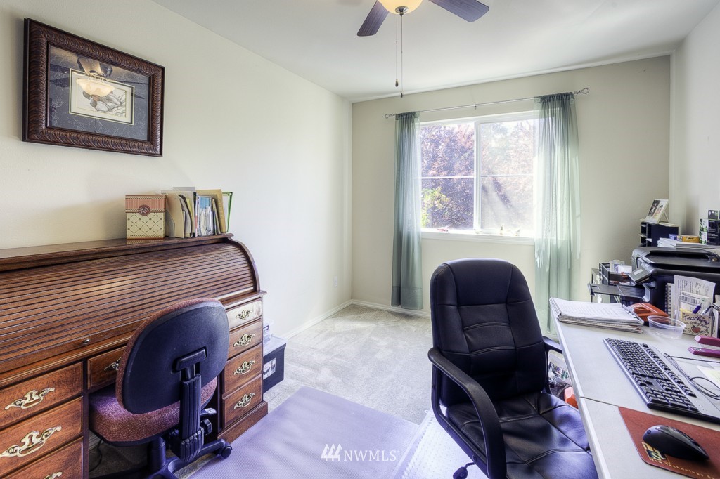 20111 Bartlett Road Bothell, WA 98012 - Photo 20 of 23